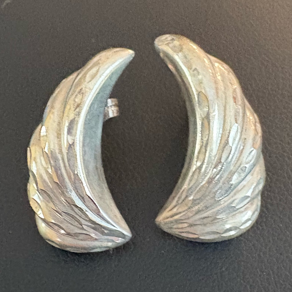 925 Sterling Silver Vintage Wavy Ribbed Angel Wing Earrings